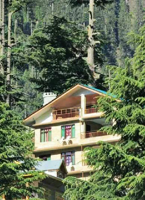 Guru Chhaya Cottage exterior view